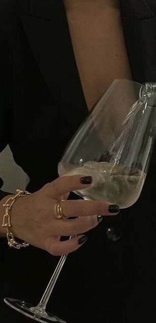 Model - hellen maria casa