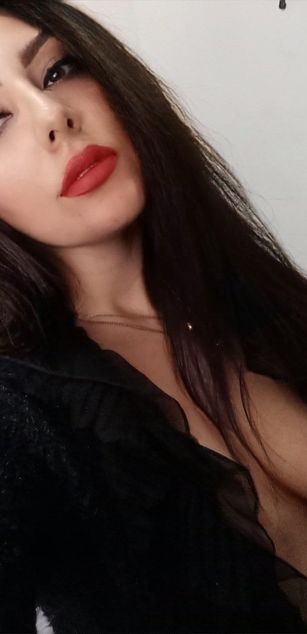 Model - Persefone21 milf