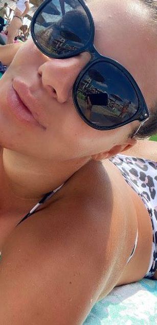 Model - AlyssaDawn deepthroat