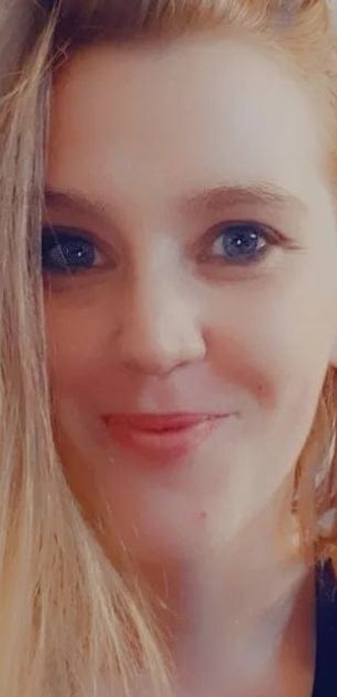 Model - Kat McSass ass