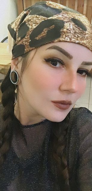 Model - max y yai deepthroat