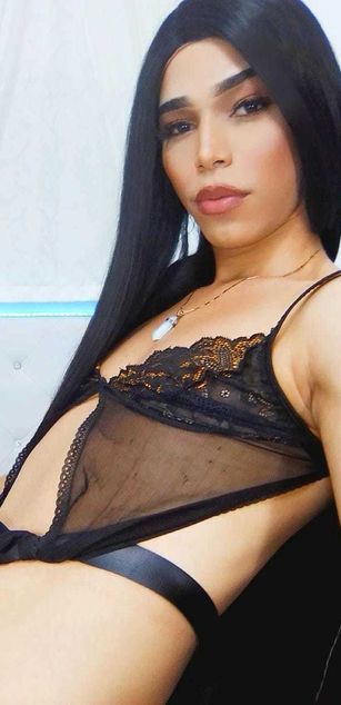 Model - Cristal Doll bigcock