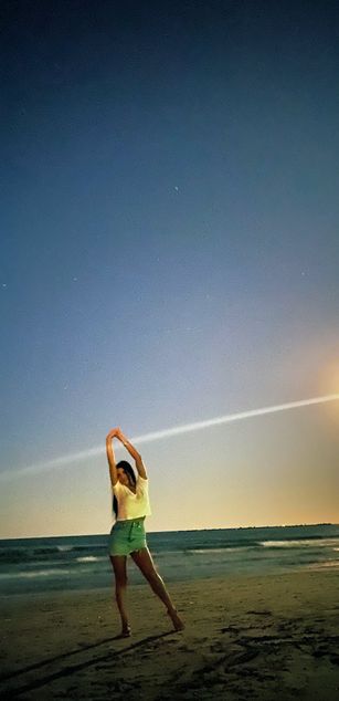 Model - Ella roleplay