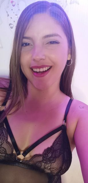 Model - carol deepthroat