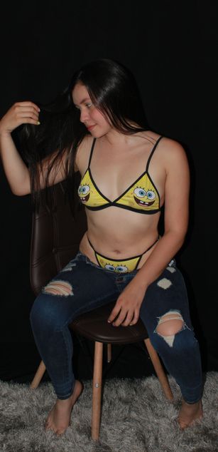 Model - Megan Parker latina