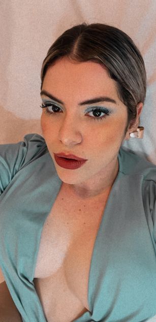 Model - Nina Parker blowjob