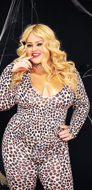 Model - Selina Ferrer bigtits