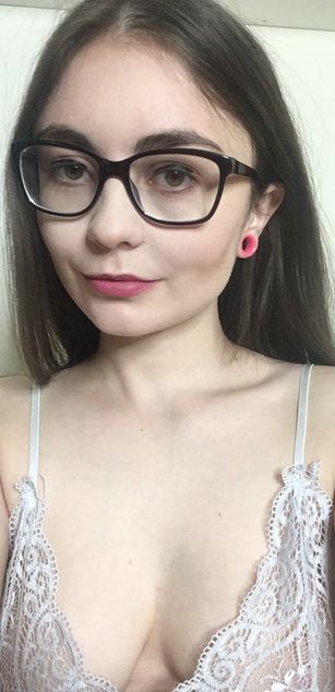 Model - Julie Grace sweet