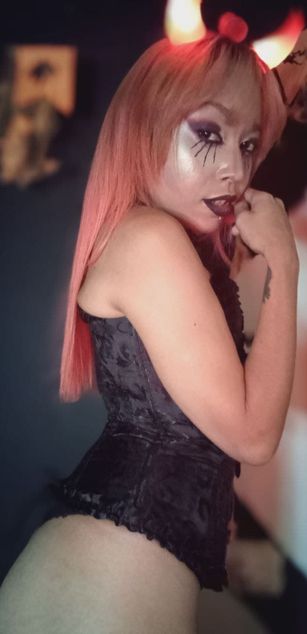 Model - africa gonzalez toys