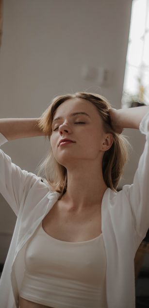 Model - EllyMur deepthroat