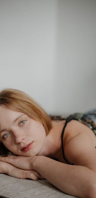 Model - EllyMur deepthroat