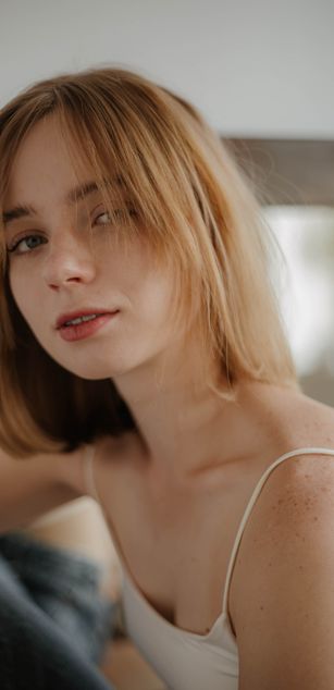 Model - EllyMur deepthroat