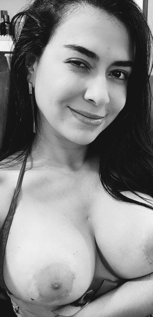 Model - Karol Meyer bigtits