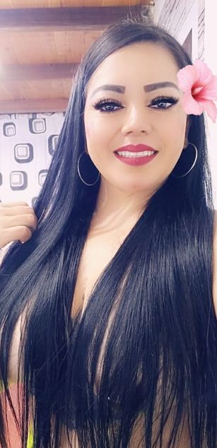 Model - Perla Sweet ass