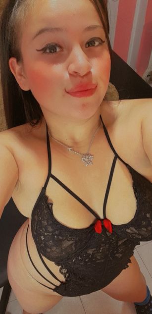 Model - Natasha blowjob