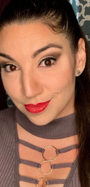 Model - The Intoxicunt dominatrix