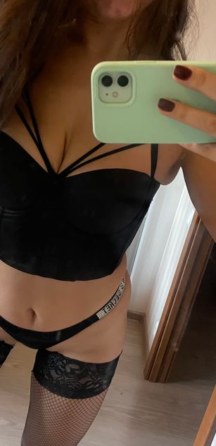 Model - Vlada blowjob