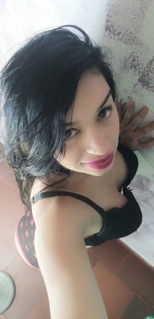 Model - nicoll_honey pussy