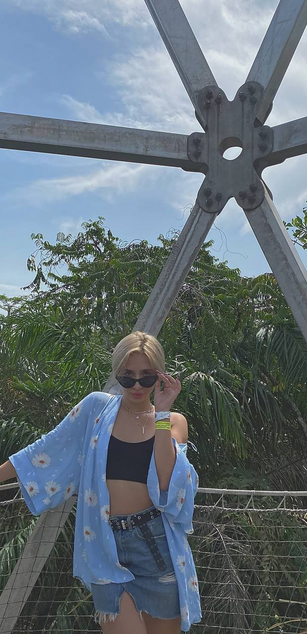 Model - AlisaSmith ass