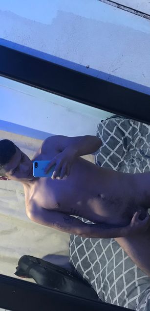 Model - Bylogan sport