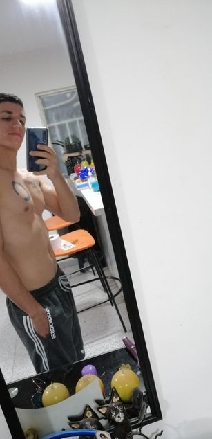 Model - Jorge Eduardo Rico Striptis