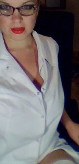 Model - slave4youBDSM deepthroat