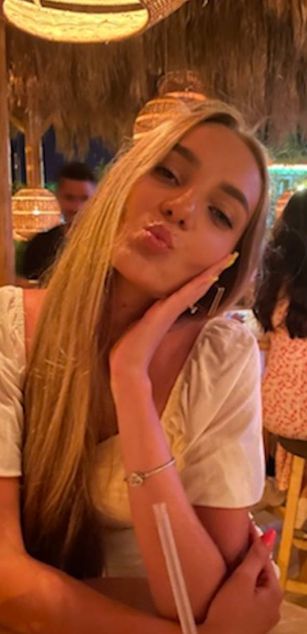 Model - SweetRose blowjob