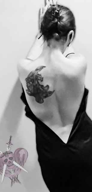 Model - Katriana Shade milf