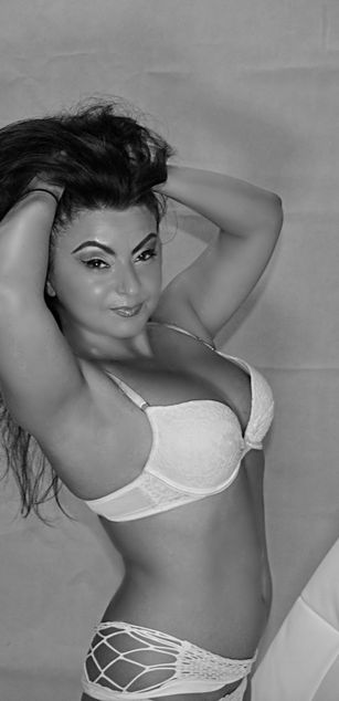 Model - Genny Lopez 2