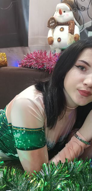 Model - TinaCaprice ass