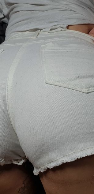 Model - Qween Goddess dildo