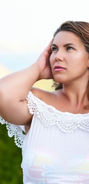 Model - FeliciaKrige deepthroat