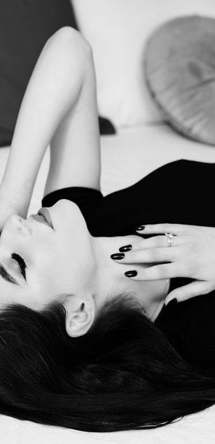 Model - AmeliaJune ass