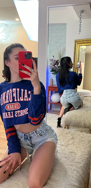 Model - AmeliaJune ass