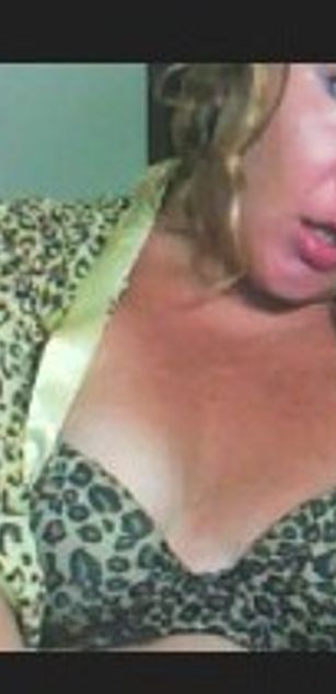 Model - MistressTanja horny