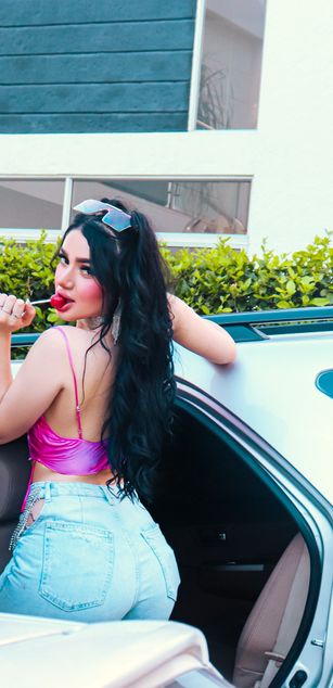 Model - EmilyPrada deepthroat