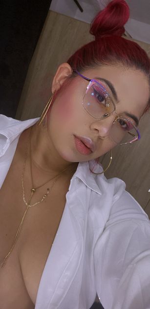 Model - giselle bigass