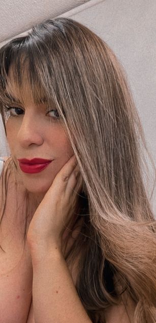 Model - Nina Parker blowjob