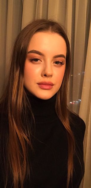 Model - BattySpellar bigtits