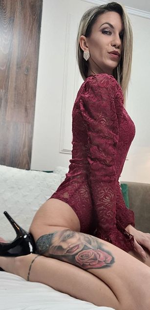 Model - MayaHale taboo