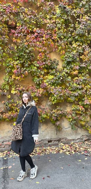 Model - Roxy_Flower bigtits