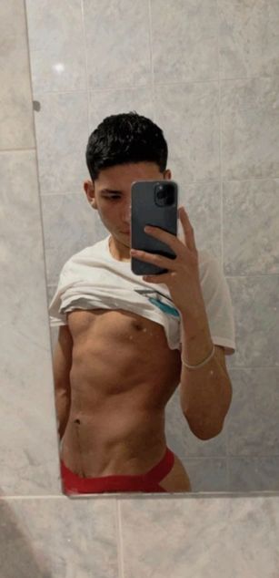 Model - iamjuan_1001 colombia