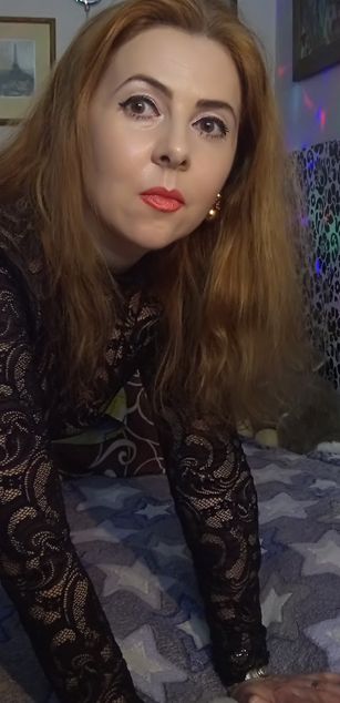 Model - Delicecatmyau ass