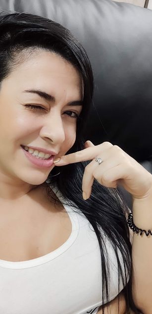 Model - Karol Meyer bigtits