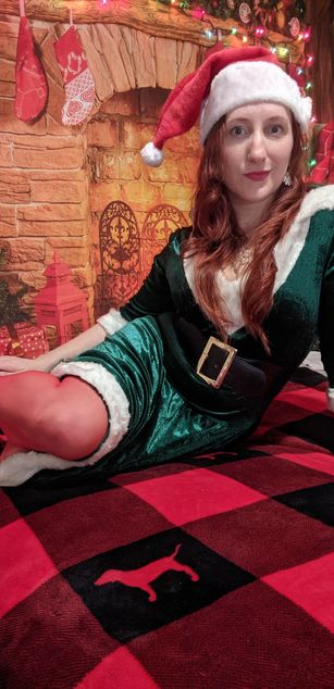 Model - WickedAphrodite deepthroat