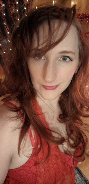 Model - WickedAphrodite deepthroat