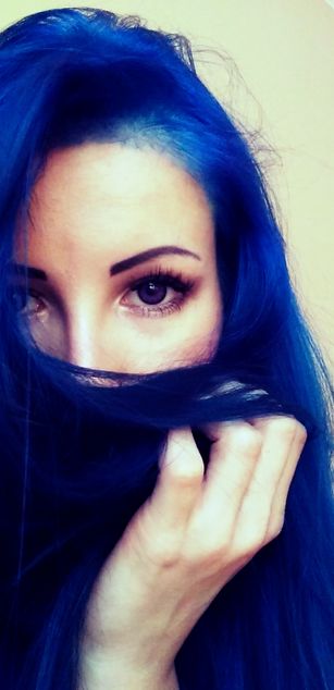 Model - LeiwaRain heels