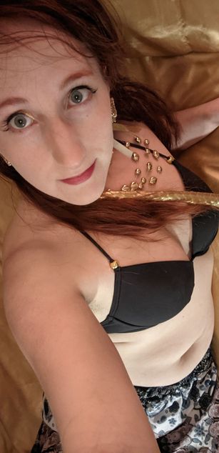 Model - WickedAphrodite deepthroat