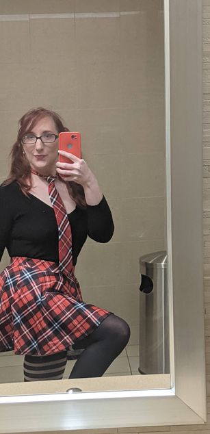 Model - WickedAphrodite deepthroat