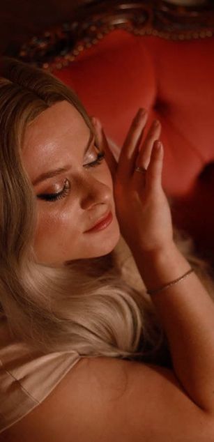 Model - Anastasia Brown toys